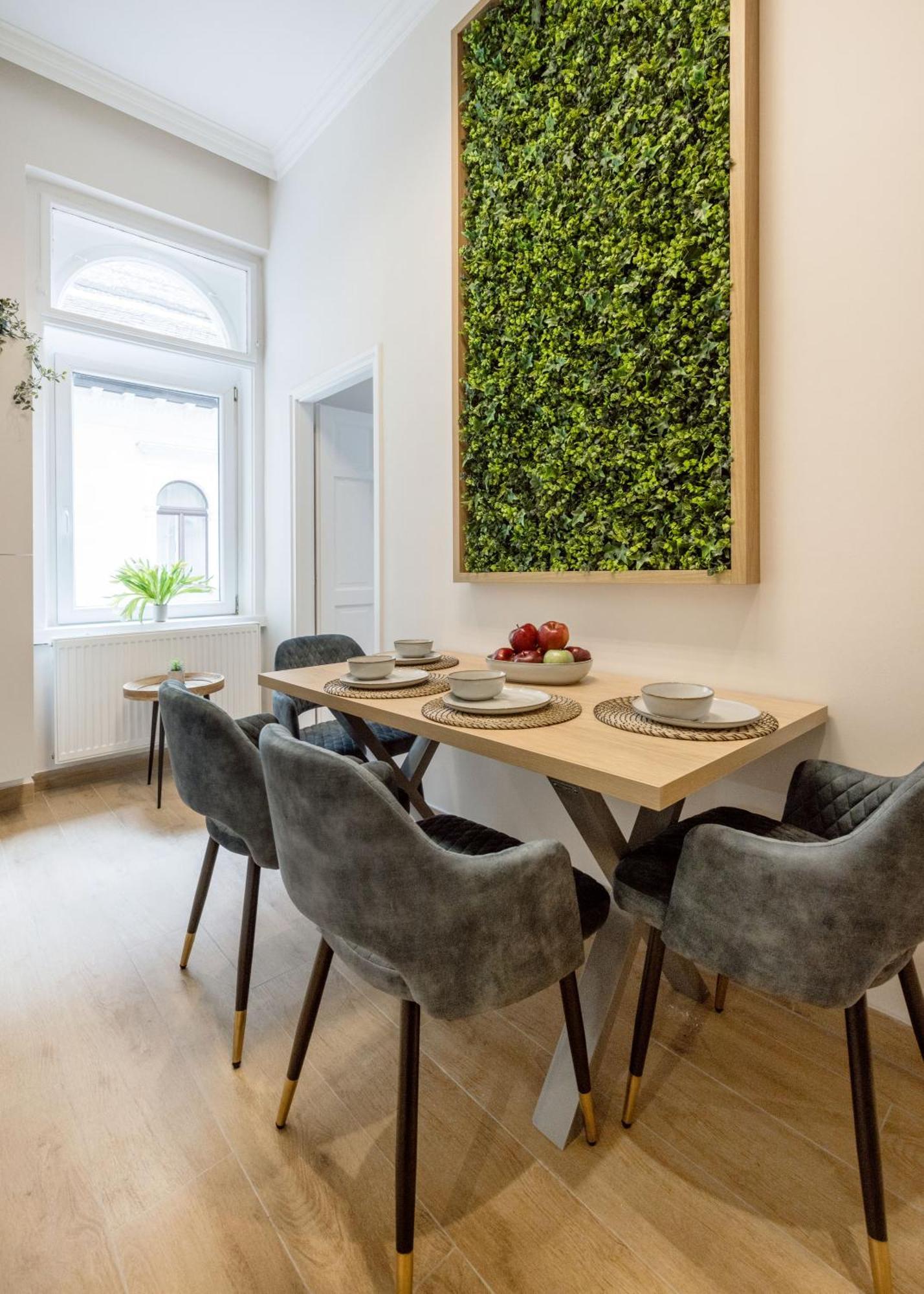 Ferienwohnung Sleek Downtown Living Budapest Exterior foto